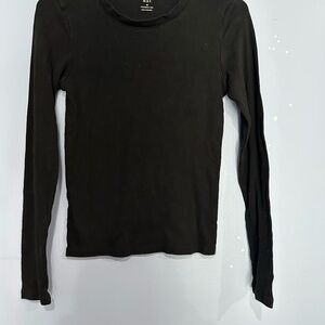 Gap Classic Black Long Sleeve Tee